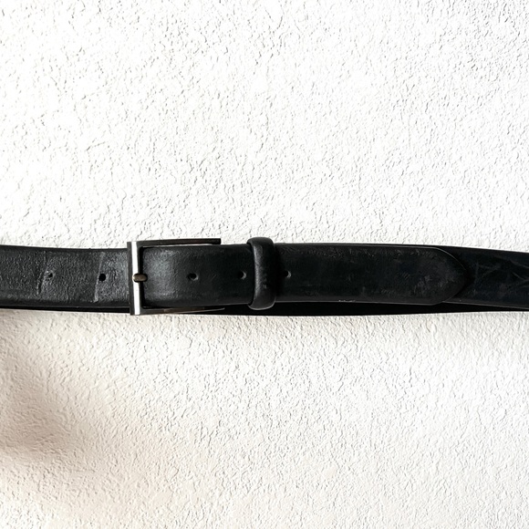 Italian leather men’s silver tone square buckle black leather belt - Picture 2 of 7